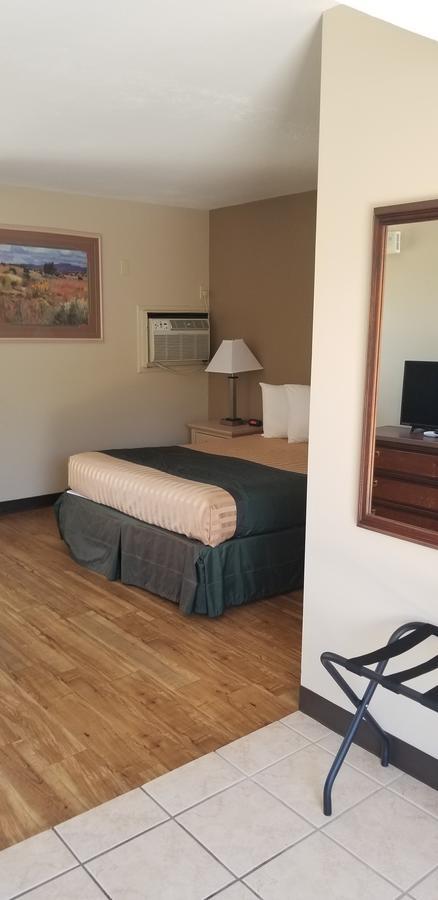Lake Powell Canyon Inn Page Dış mekan fotoğraf