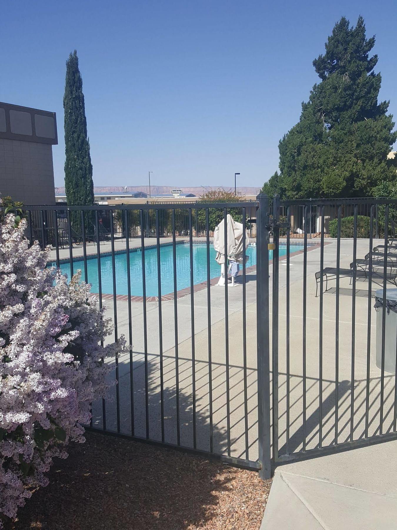 Lake Powell Canyon Inn Page Dış mekan fotoğraf